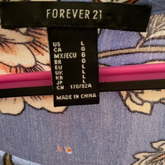 Top - Picture 2 of 2